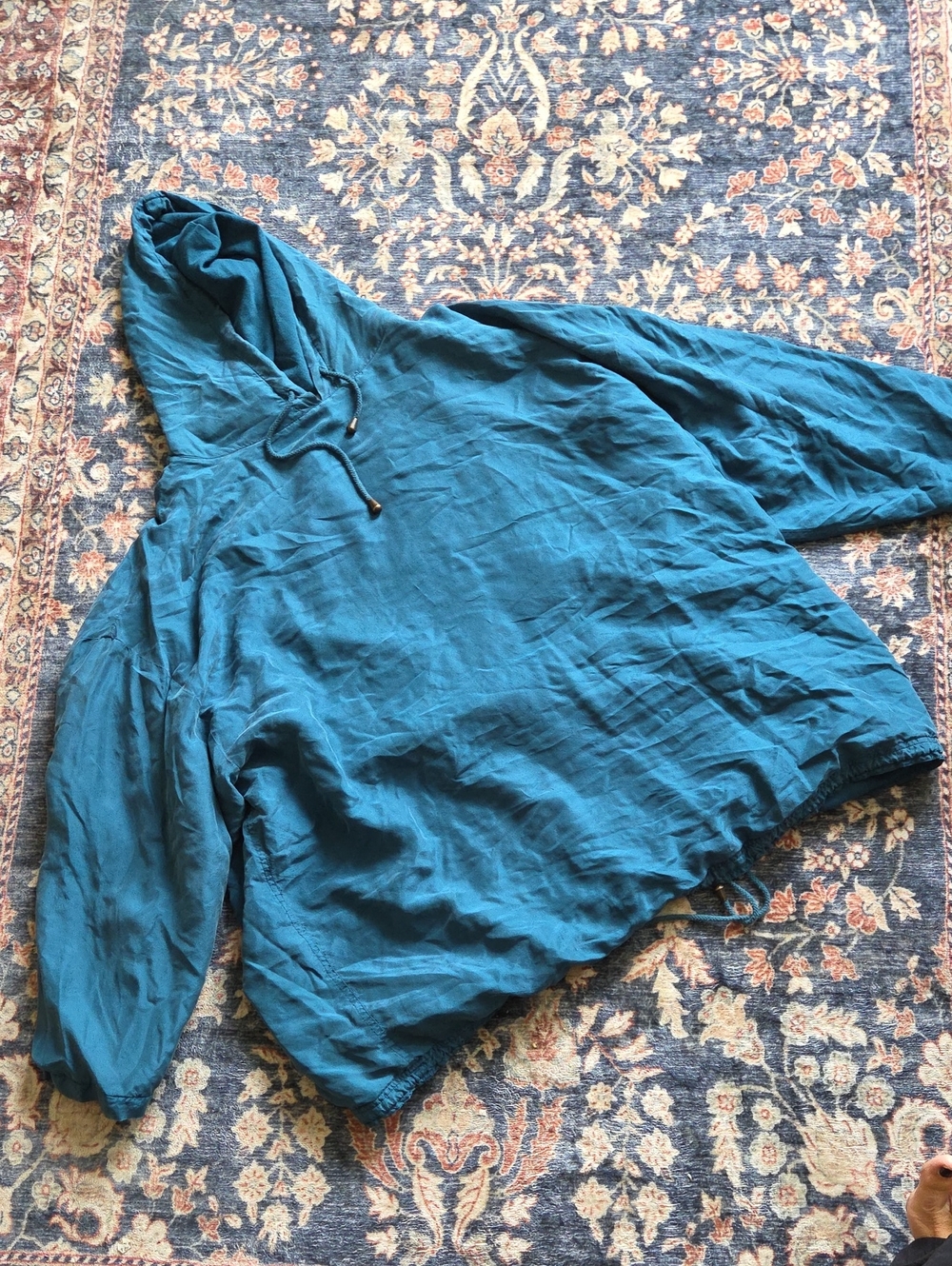 Venezia Silk Teal Hooded Pullover Shirt